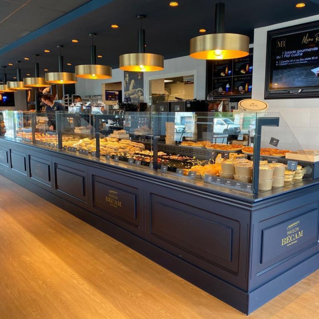 Agencement de l'espace de vente de la boulangerie Bécam - Orléans Sud Loire