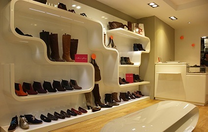 Agencement d'un magasin de chaussures