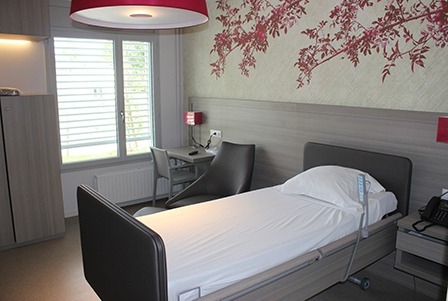Agencement mobilier d'une chambre individuelle en EHPAD