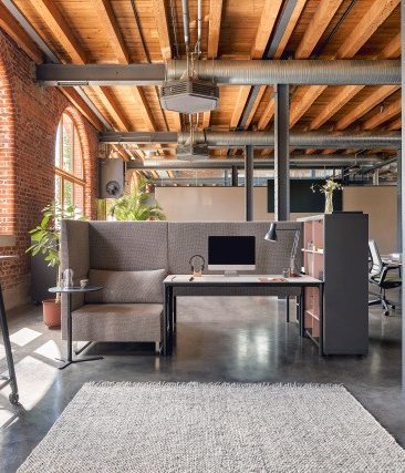 Agencement d'un bureau individuel dans un open space