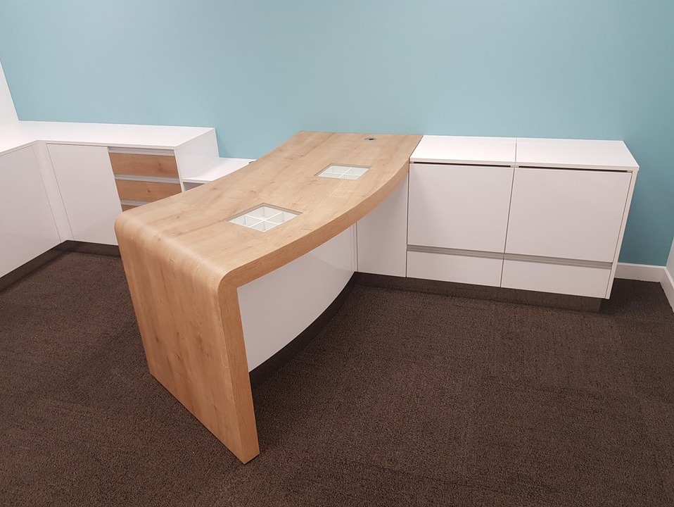 Agencement d'un bureau individuel pour un centre auditif