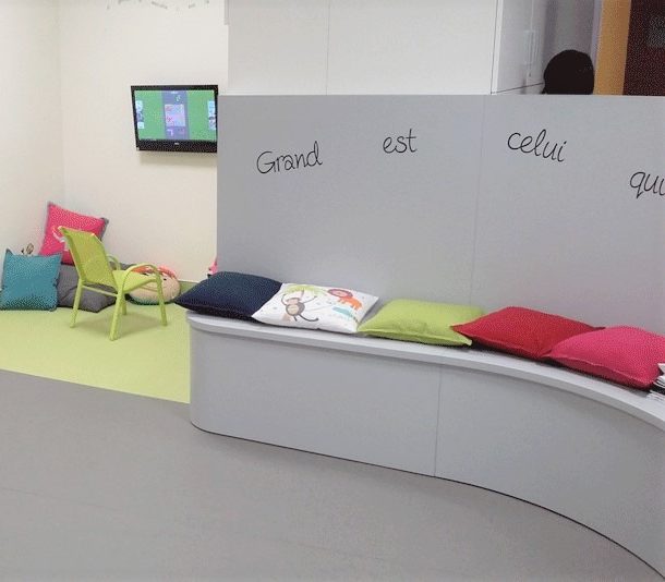 racinea agencement clinique espace attente enfant