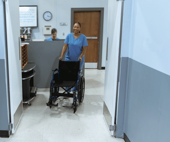 racinea agencement clinique medecin fauteuil roulant amenager