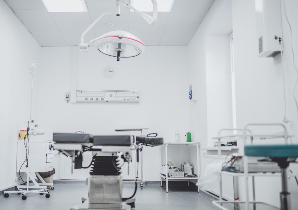 Agencement d'une salle de consultation dans un hôpital