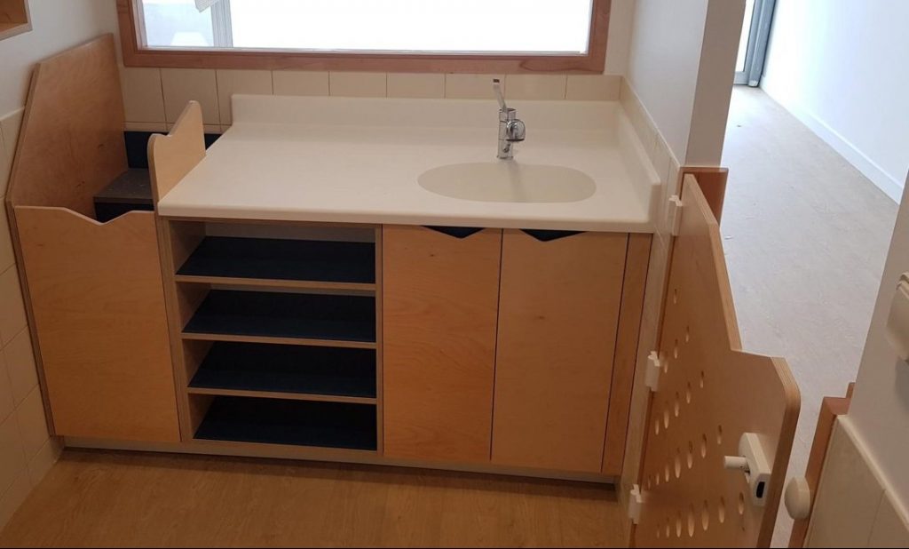 Agencement de l'espace propreté d'une crèche