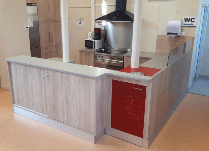 racinea amenagement maison retraite cuisine spacieuse