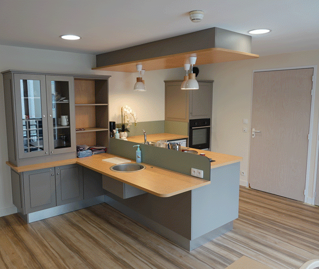 racinea agencement ehpad cuisine therapeutique couleur spacieuse