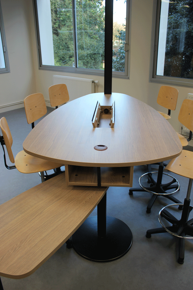 Aménagement de mobilier collaboratif dans une université