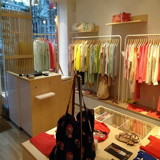 Agencement sur mesure d'une boutique de prêt à porter