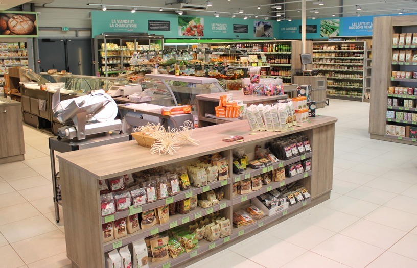 Agencement magasin alimentaire RACINEA Mobilier surmesure