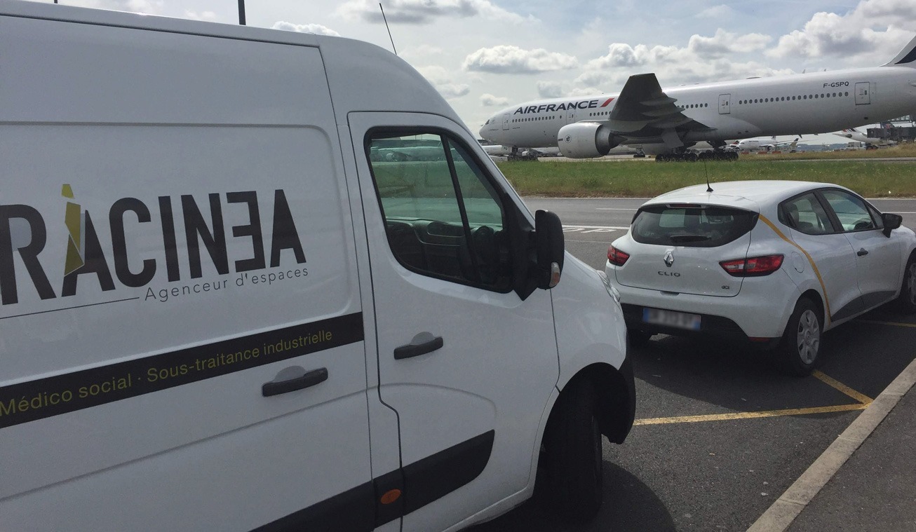 Un de nos camions RACINEA sur la piste CDG