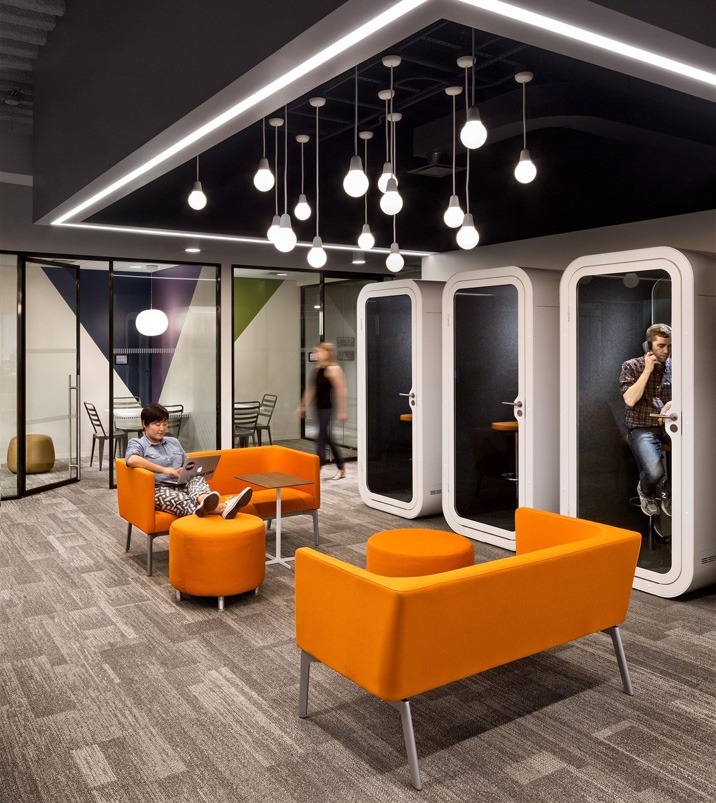 Cabines acoustiques et son mobilier de bureau détente