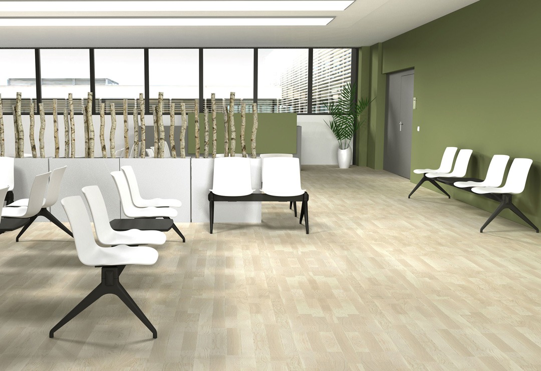 Agencement d'un espace d'accueil avec des bancs confortables