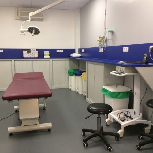 Agencement d'une salle de soins d'un hôpital